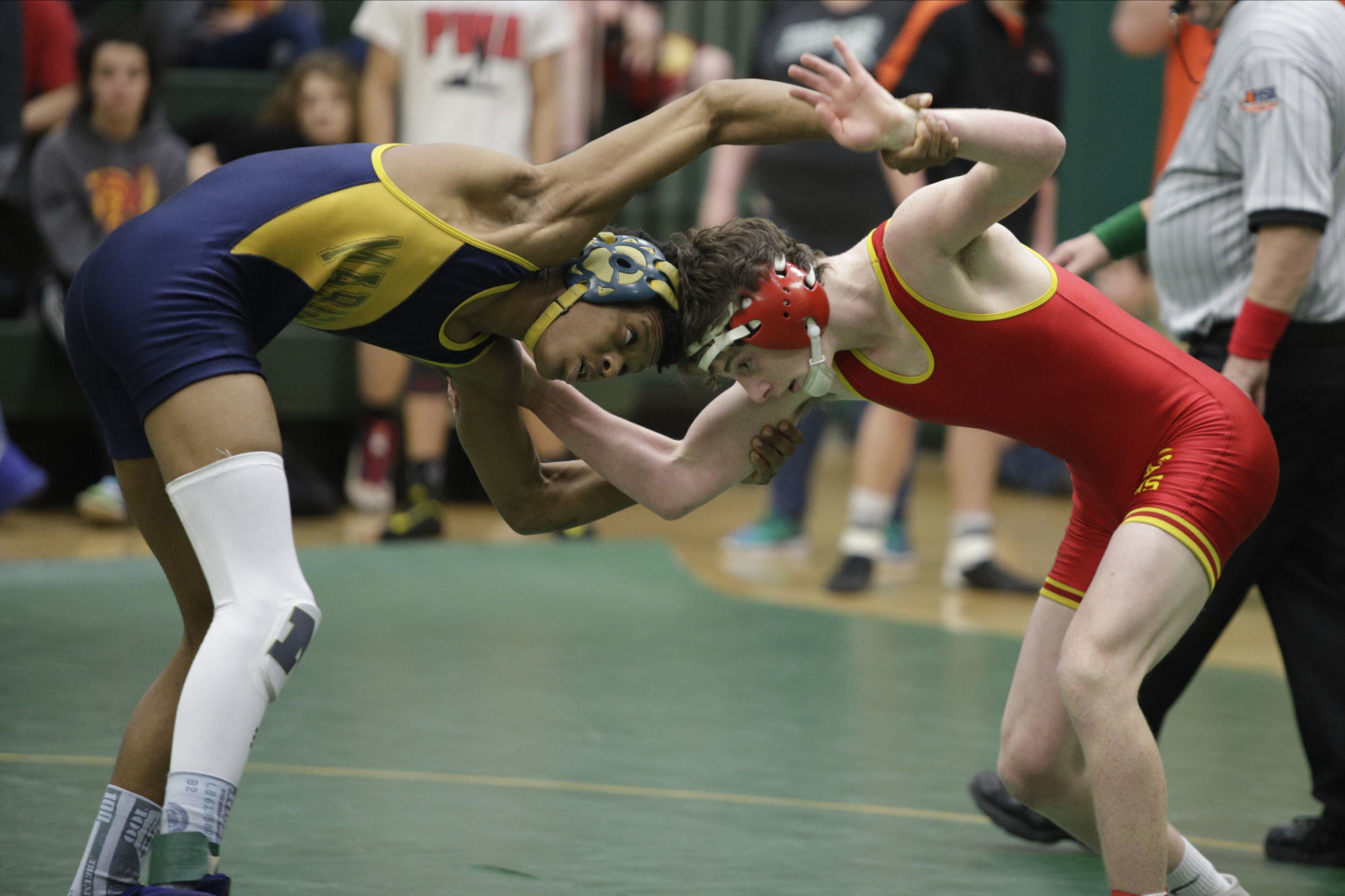 GALERY-2A-wrestling-regional-014-020920.JPG